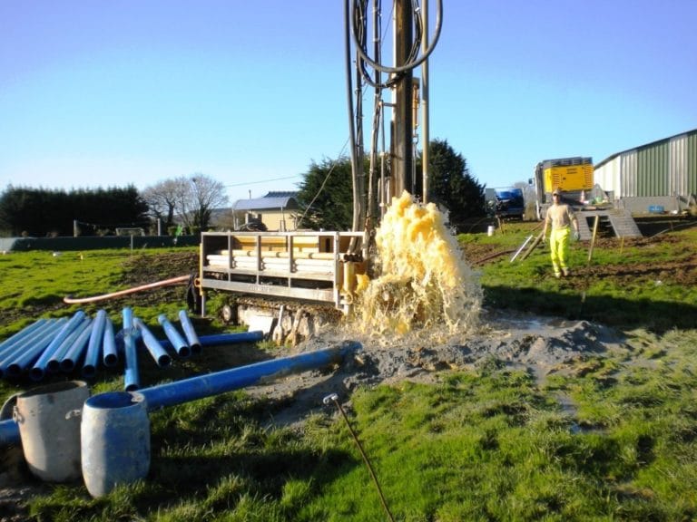 Hydro Ouest Services - forage, pompage, traitement de l'eau