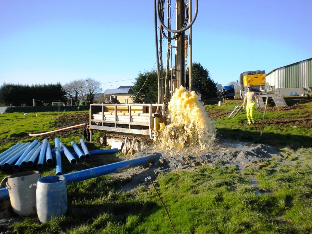 Hydro Ouest Services - forage, pompage, traitement de l'eau